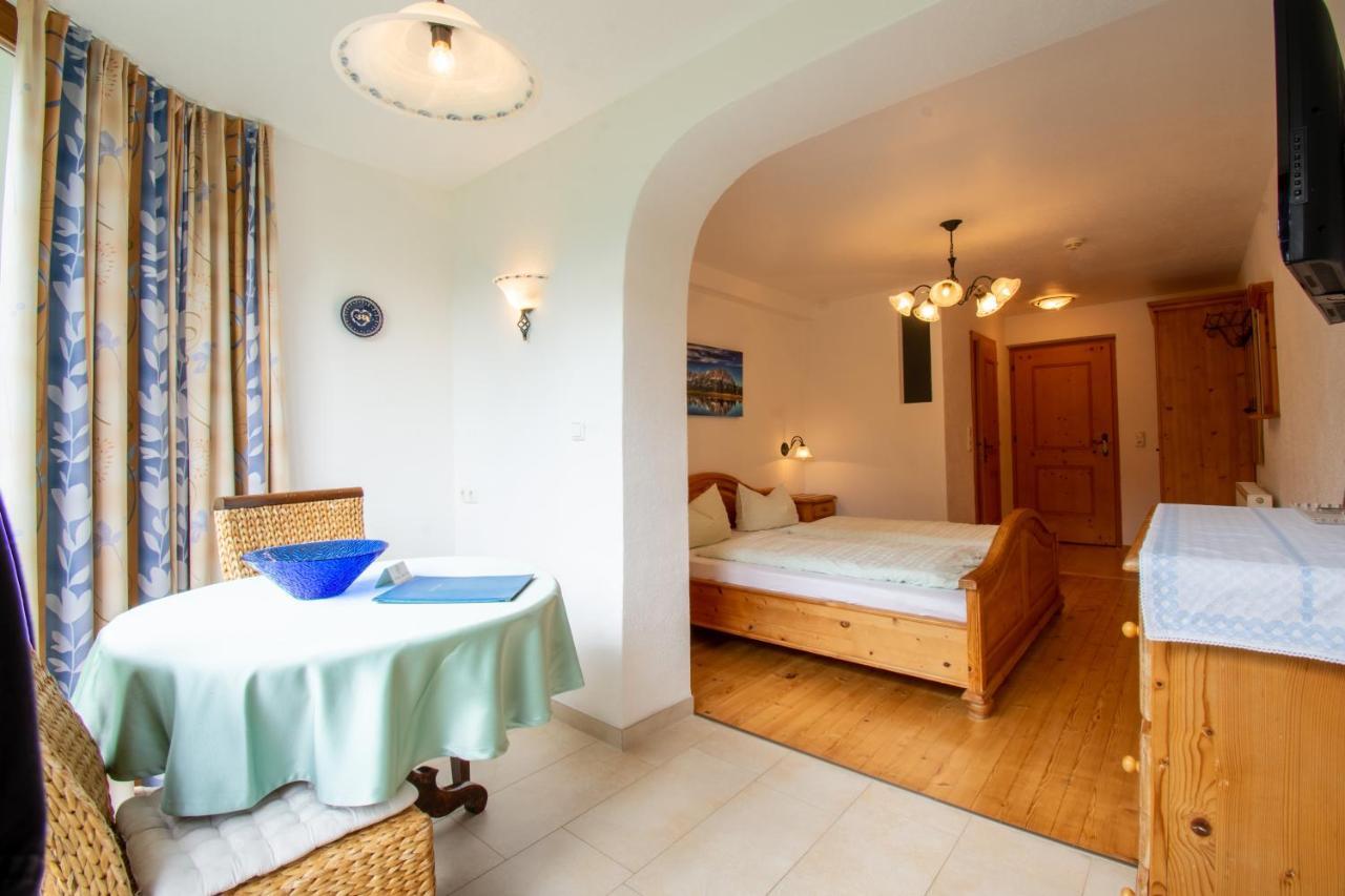Pension Noella Sankt Johann in Tirol Buitenkant foto